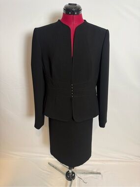 Tahari ASL Skirt Suit Woman's Size 10P Black 2-Piece Set Blazer & Skirt